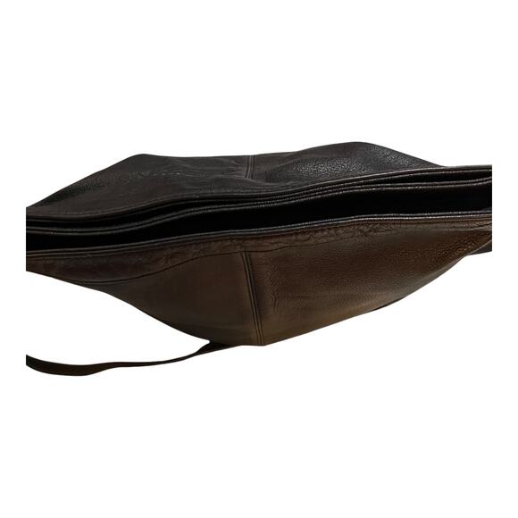 Toni Large Black Leather Crossbody Bag Adjustable Strap Zip Top Classic Purse - Picture 4 of 10